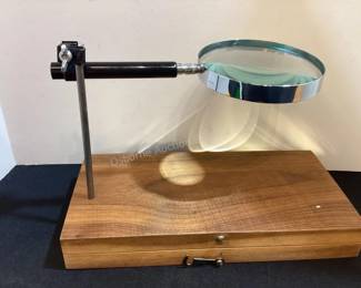 Boxed magnifier set