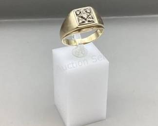 Gold jewelry