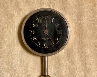 Mechanical car clock