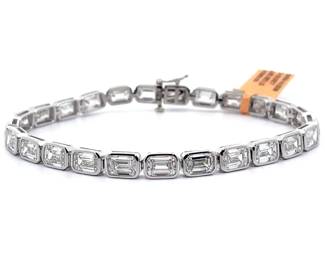 16 Carat Diamond Baguette Tennis Bracelet in 14k White Gold
