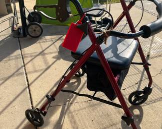 78 48.00 Walker deambulator