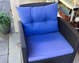 23 400.00 Patio set - perrinwickle blue cushions 4 pieces