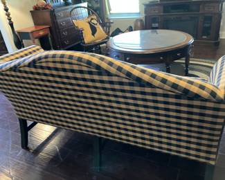 14 250.00 Town & Country Furnishing Checkers setee dark blue and tan 72Wx31Dx36H