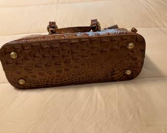 71 120.00 Brahim purse light brown with dust bag