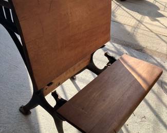 84 80.00 Antique School desk