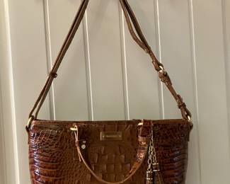 71 120.00 Brahim purse light brown with dust bag