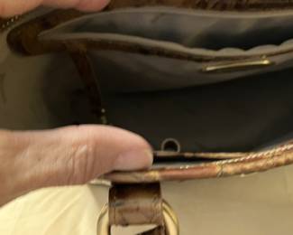 71 120.00 Brahim purse light brown with dust bag