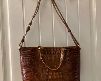 71 120.00 Brahim purse light brown with dust bag