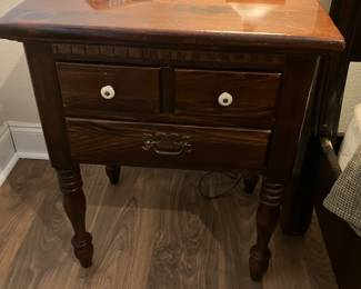 200.00 Set of Ethan Allen "Old Tavern" 23Wx17Dx28H night chest Two drawers