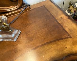 66 450.00 Antique tiger Oak desk with colums 42Wx20Dx30H with chair