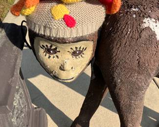 81 90.00 Vintage monkey 3'W