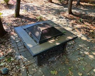 26 110.00 firepit 37"Wx37x18