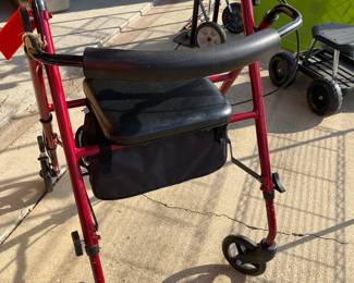 78 48.00 Walker deambulator