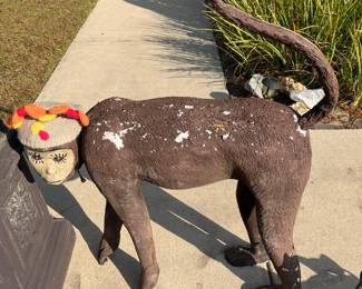 81 90.00 Vintage monkey 3'W