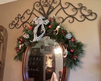 5 90.00 Oval wood mirror 37x28