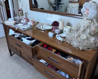 MCM Hooker Dresser