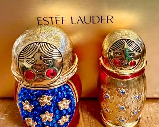 Estée Lauder nib Nesting Doll compact