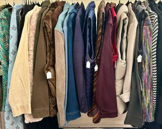 CLOTHING L-XL EILEEN FISHER, VINCE CAMUTO, FLAX, CHICO'S, COLDWATER CREEK.