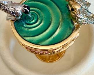 Estée Lauder Birdbath compact, nib.