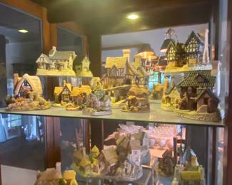 David Winter Collectibles