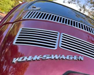 More detail photos of 1976 VW Bug below