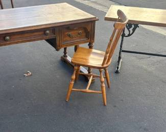 CT345Wooden Desk And Table Set