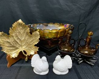CT370Michael Aram And Fall Decor