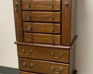 CT354Standing Jewelry Storage Cabinet