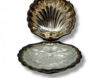 68 SilverplateShellButterDishwGlassInsertMadeinEngland