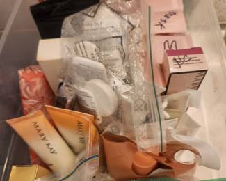 Mary Kay Make-Up