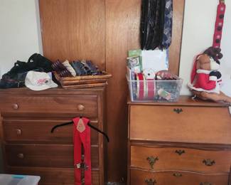 dressers, ties