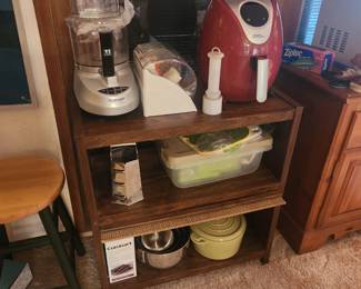 Cuisinart food processer and air fryer, mandolin - all in time for dining season!