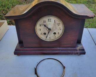 Mantle Clock