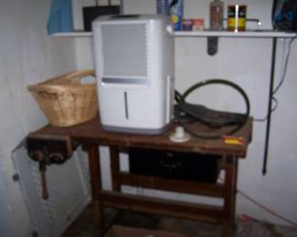 WORKBENCH, BASKET & DEHUMIDIFIER