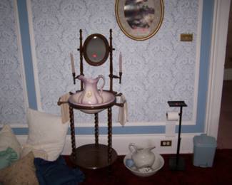 WASH STAND & BOWL & PITCHER SET