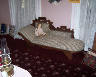 EASTLAKE FAINTING COUCH & DOLL