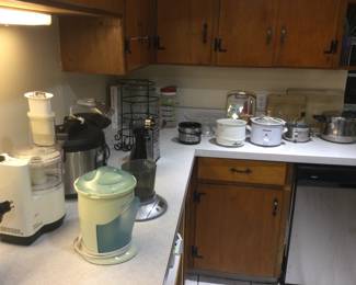Food processor, Ice grinder, Aroma rice & grain cooker, Air popcorn maker, & kitchen appliances