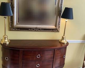 Rooms To Go Wooden Sideboard With Lamps And Accent Mirror