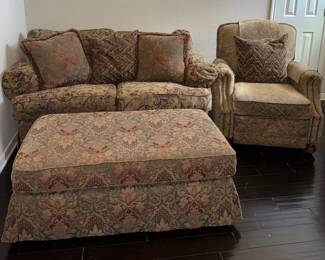 ThreePiece Living Room Set LaZBoy, Bernhardt, Barcalounger.. Get it at a Great Auction Price