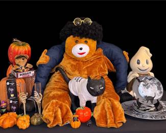 Ultimate Halloween Decor Costume Lot  Williams Sonoma, Fog Machine... This Stuff is Cool