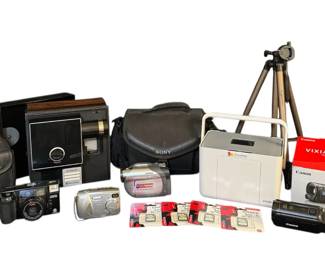 Vintage Modern Photo Lot  Canon VIXIA, Sony Handycam, Minolta, Kodak, Epson, Bell  More
