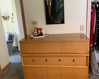 Cavalier 1950's Chest of Drawers