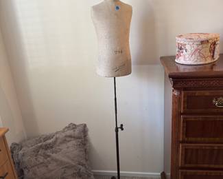 Antique Mini-Adjustable Mannequin