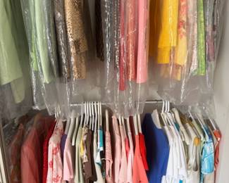 Lovely ladies clothing med-large