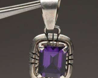 Sterling Pendant, Amethyst, 6.70 Grams