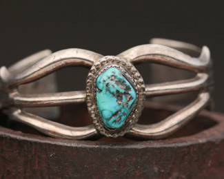 Navajo Sand Cast Bracelet, 46.41g