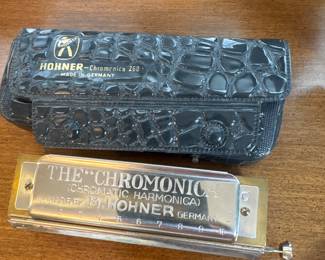 Chromatic harmonica