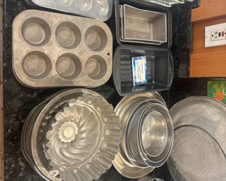 More bakeware