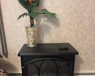 Little electric fireplace