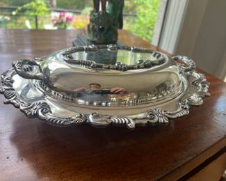 G32-silver server with lid 55